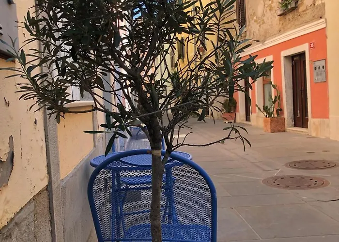 Old Centre With Parking アパート